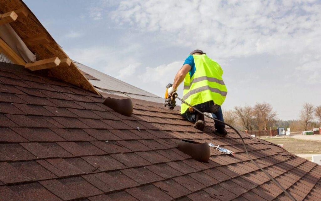 5 Best Thing To Do After You Hire A Roofing Company - Summit Roof